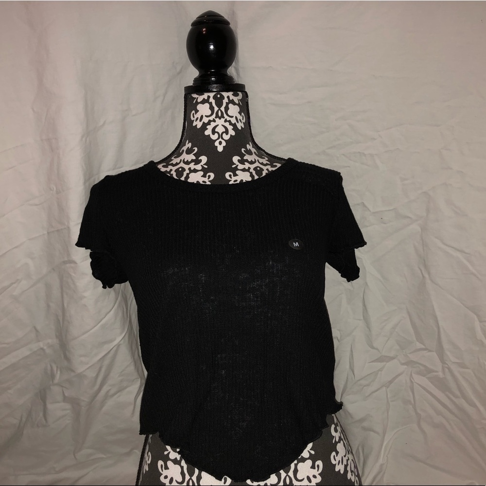 Ribbed Black Short Sleeve Top